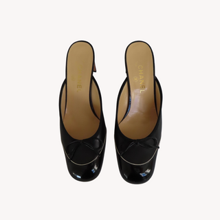 Chanel: Vintage Black CC Mule Kitten Heels (40.5)