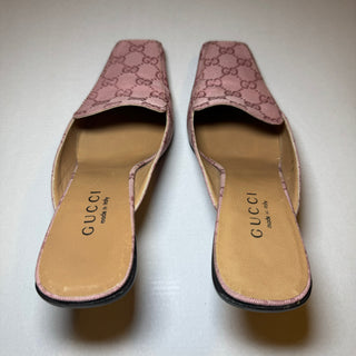 Gucci: Vintage Pastel Pink Logo Mules