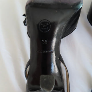 Chanel: Black Bow Sling-Back Kitten Heels (39)